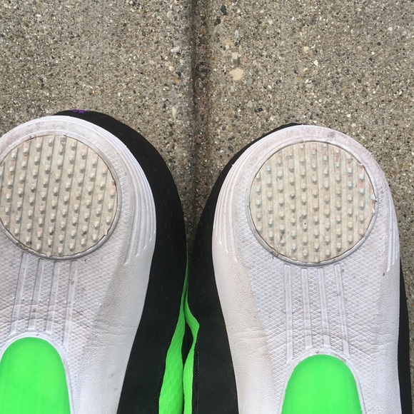 nike shoes that track steps